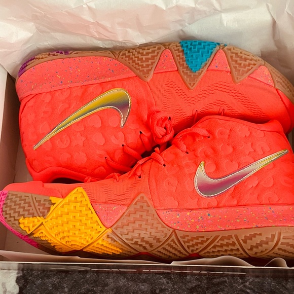 Kyrie 4 Lucky Charms size 12 - Picture 8 of 8